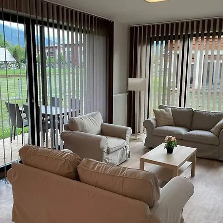 Za Kostelem Apartment Celadna