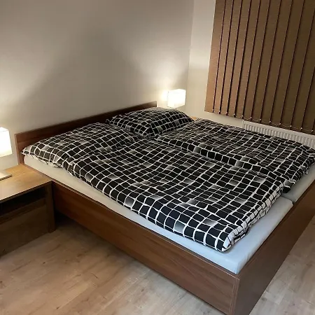 Apartment Za Kostelem Celadna