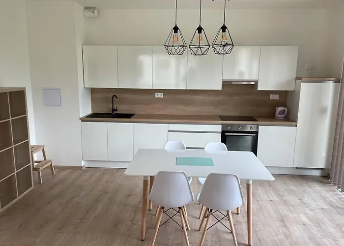Za Kostelem Apartamento *
